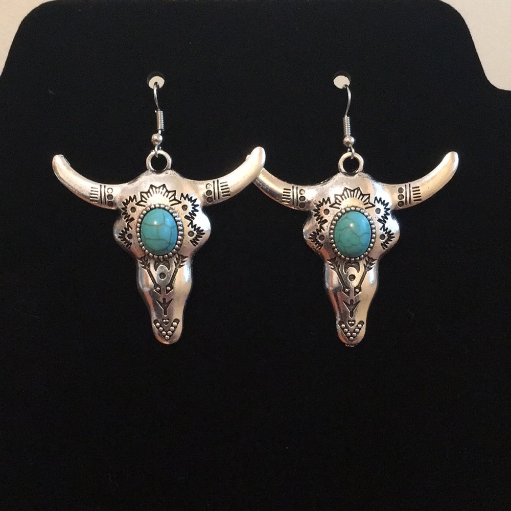 Bull Head Western Turquoise Earrings